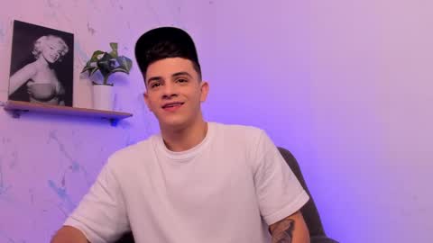 Snapshot of mikecooper_ chatting on February 11, 2025, 5:16 am Mike Cooper online show from February 11, 2025, 5:16 am