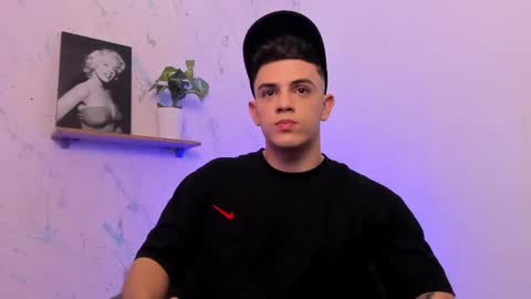 Snapshot of mikecooper_ chatting on February 12, 2025, 5:37 am Mike Cooper online show from February 12, 2025, 5:37 am