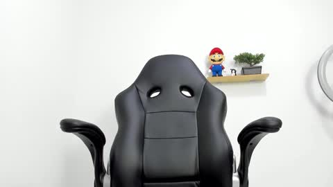 Snapshot of mikecooper_ chatting on October 10, 2025, 2:21 am Mike Cooper online show from October 10, 2025, 2:21 am