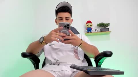 Mike Cooper online show from January 11, 2026, 1:32 am