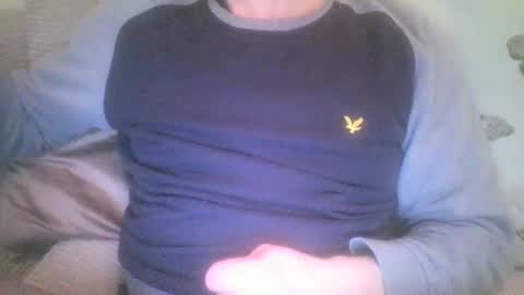 Snapshot of mikehockishuge9 chatting on March 2, 2026, 9:43 pm mikehockishuge9 online show from March 2, 2026, 9:43 pm