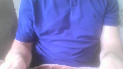 Snapshot of mikehockishuge9 chatting on April 12, 2026, 11:04 am mikehockishuge9 online show from April 12, 2026, 11:04 am