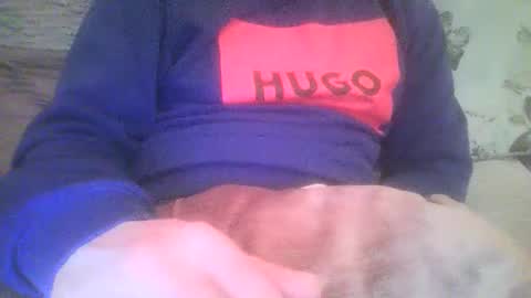 Snapshot of mikehockishuge9 chatting on April 12, 2026, 11:10 pm mikehockishuge9 online show from April 12, 2026, 11:10 pm