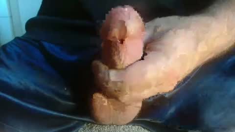 Snapshot of miketrike137 chatting on December 21, 2024, 8:00 pm miketrike137 online show from December 21, 2024, 8:00 pm