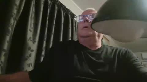 Snapshot of miketrike137 chatting on March 4, 2026, 12:11 pm miketrike137 online show from March 4, 2026, 12:11 pm