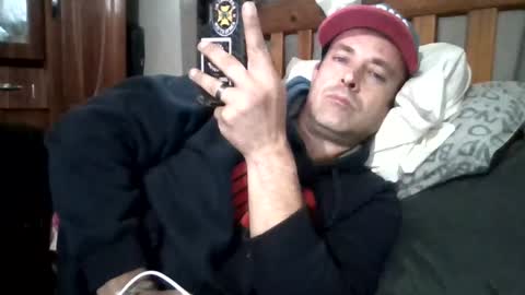 Snapshot of mikeundies chatting on June 25, 2026, 7:24 am mikeundies online show from June 25, 2026, 7:24 am