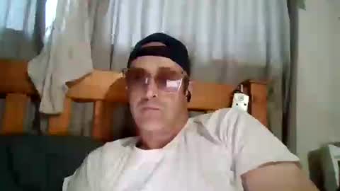 Snapshot of mikeundies chatting on June 29, 2026, 6:52 am mikeundies online show from June 29, 2026, 6:52 am
