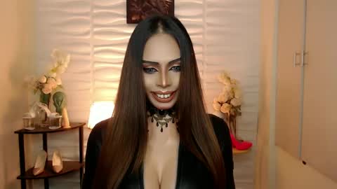 Snapshot of mikeyalawi03 chatting on December 8, 2024, 7:37 am Mistress MikeyAlawi online show from December 8, 2024, 7:37 am