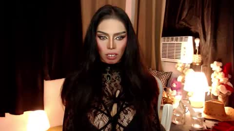 Snapshot of mikeyalawi03 chatting on October 27, 2025, 9:46 am Mistress MikeyAlawi online show from October 27, 2025, 9:46 am