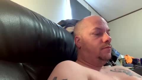 Snapshot of mikeylikesit2222 chatting on December 2, 2025, 4:57 pm mikeylikesit2222 online show from December 2, 2025, 4:57 pm
