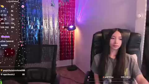 VIOLETAMIKE online show from July 23, 2026, 1:58 am