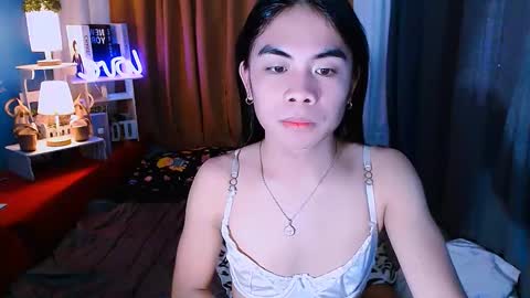 Snapshot of mikhayla_and_zeus_room chatting on January 13, 2025, 9:30 am Mikhayla and Zeus online show from January 13, 2025, 9:30 am