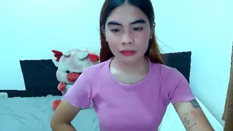 Mikhayla online show from July 5, 2026, 4:19 am