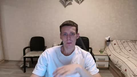 Snapshot of mikimaus0101 chatting on July 3, 2026, 6:36 pm Michael online show from July 3, 2026, 6:36 pm