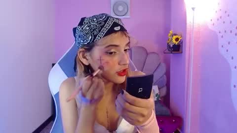 Mikka 3 online show from October 17, 2025, 1:46 pm