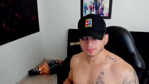 MIKKE online show from October 2, 2025, 1:29 pm