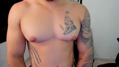 MIKKE online show from October 21, 2025, 2:40 pm