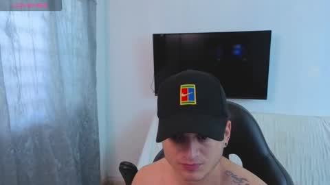 MIKKE online show from December 15, 2025, 1:48 pm