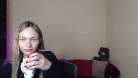 Adalina online show from April 23, 2026, 8:44 pm