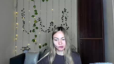 Adalina online show from April 30, 2026, 5:47 am
