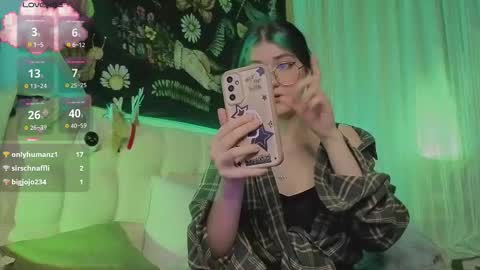 Snapshot of miko_meow chatting on October 24, 2025, 8:38 pm Miko online show from October 24, 2025, 8:38 pm