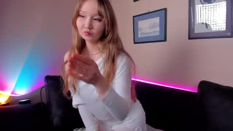 Miku online show from April 12, 2026, 11:48 am