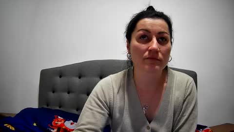 Mikyloveu online show from December 20, 2024, 6:02 pm