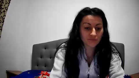 Mikyloveu online show from December 23, 2024, 7:41 pm