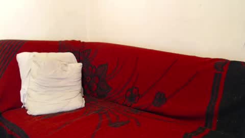 Snapshot of mikyzazo chatting on January 30, 2025, 9:36 pm Miky Zazo online show from January 30, 2025, 9:36 pm