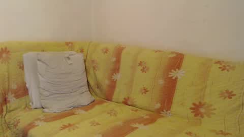 Snapshot of mikyzazo chatting on February 7, 2025, 11:34 pm Miky Zazo online show from February 7, 2025, 11:34 pm