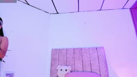 mila_1wood online show from July 15, 2026, 12:54 pm