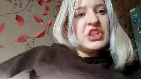 Mila 420 online show from February 19, 2026, 9:38 am