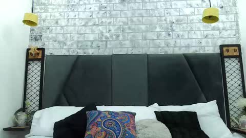 mila_adamss online show from February 20, 2025, 10:59 am