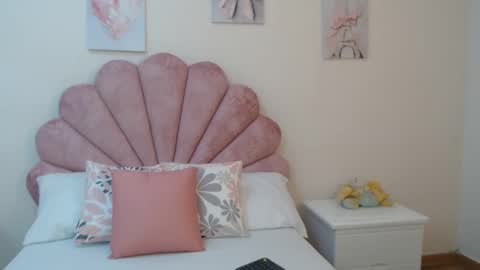 Snapshot of mila_adamss chatting on June 6, 2026, 11:04 am mila_adamss online show from June 6, 2026, 11:04 am