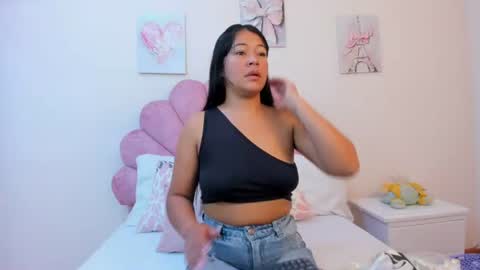 Snapshot of mila_adamss chatting on July 1, 2026, 11:12 am mila_adamss online show from July 1, 2026, 11:12 am