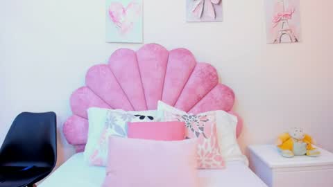 Snapshot of mila_adamss chatting on July 22, 2026, 11:02 am mila_adamss online show from July 22, 2026, 11:02 am