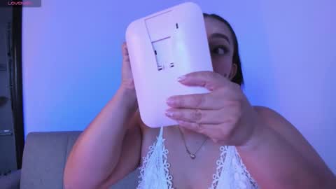 mila  online show from February 22, 2026, 4:27 pm