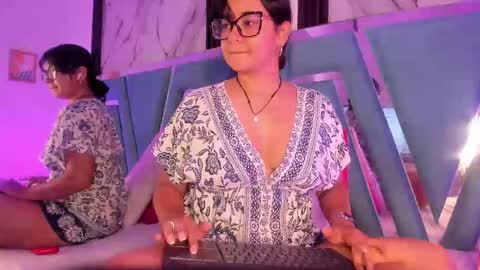 Snapshot of mila_clum chatting on March 8, 2025, 7:09 pm Camila online show from March 8, 2025, 7:09 pm