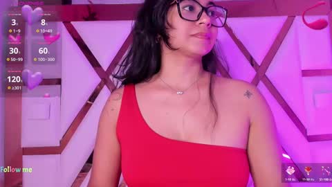 Snapshot of mila_clum chatting on October 7, 2025, 7:00 pm Camila online show from October 7, 2025, 7:00 pm