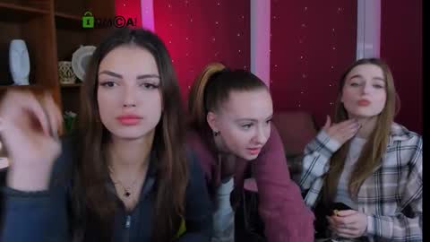 mila_glow online show from November 17, 2025, 5:46 am