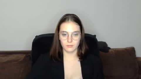 Snapshot of mila_keyy chatting on November 25, 2025, 9:59 pm mila_keyy online show from November 25, 2025, 9:59 pm