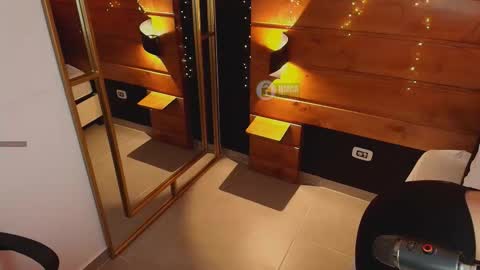 Milena  online show from September 30, 2025, 11:15 am