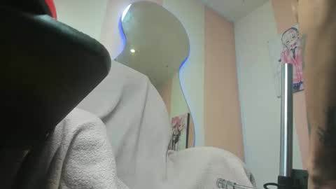 Mila online show from May 2, 2026, 7:02 am