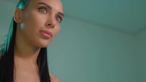 Snapshot of mila_may_ chatting on October 20, 2025, 10:54 pm mila may online show from October 20, 2025, 10:54 pm