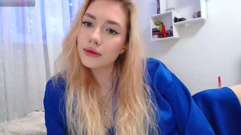 mila nowak online show from May 4, 2026, 5:53 pm