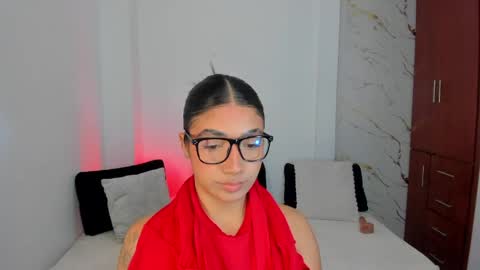 martina online show from May 19, 2026, 12:38 am