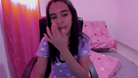 Mila online show from February 20, 2026, 1:55 pm