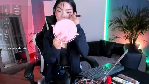 Snapshot of mila_shay chatting on November 4, 2025, 12:04 pm Mila online show from November 4, 2025, 12:04 pm