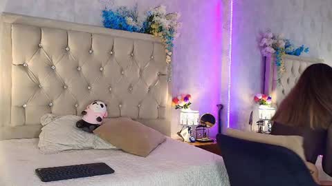 Snapshot of mila_smirnovavk chatting on June 13, 2026, 3:48 am MILA online show from June 13, 2026, 3:48 am