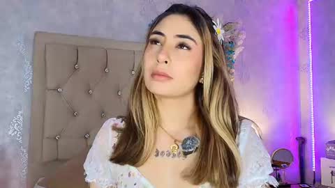 Snapshot of mila_smirnovavk chatting on June 15, 2026, 3:42 am MILA online show from June 15, 2026, 3:42 am